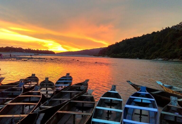 Sunset_at_Dawki_Lake_Meghalaya