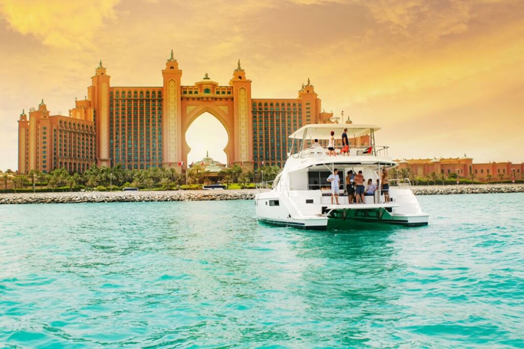 Palm Jumeirah in Dubai Cruise Tour