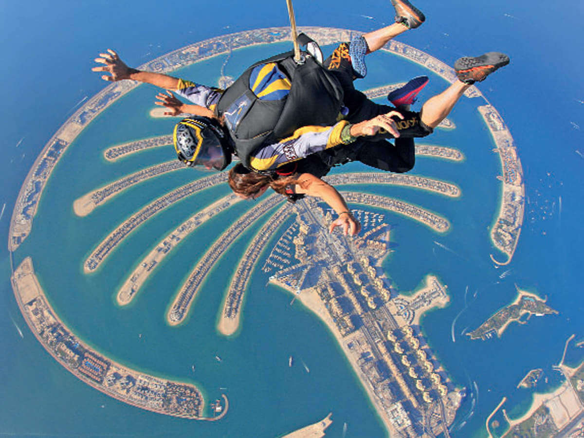 Thrill by Skydiving over the Palm Jumeirah Dubai