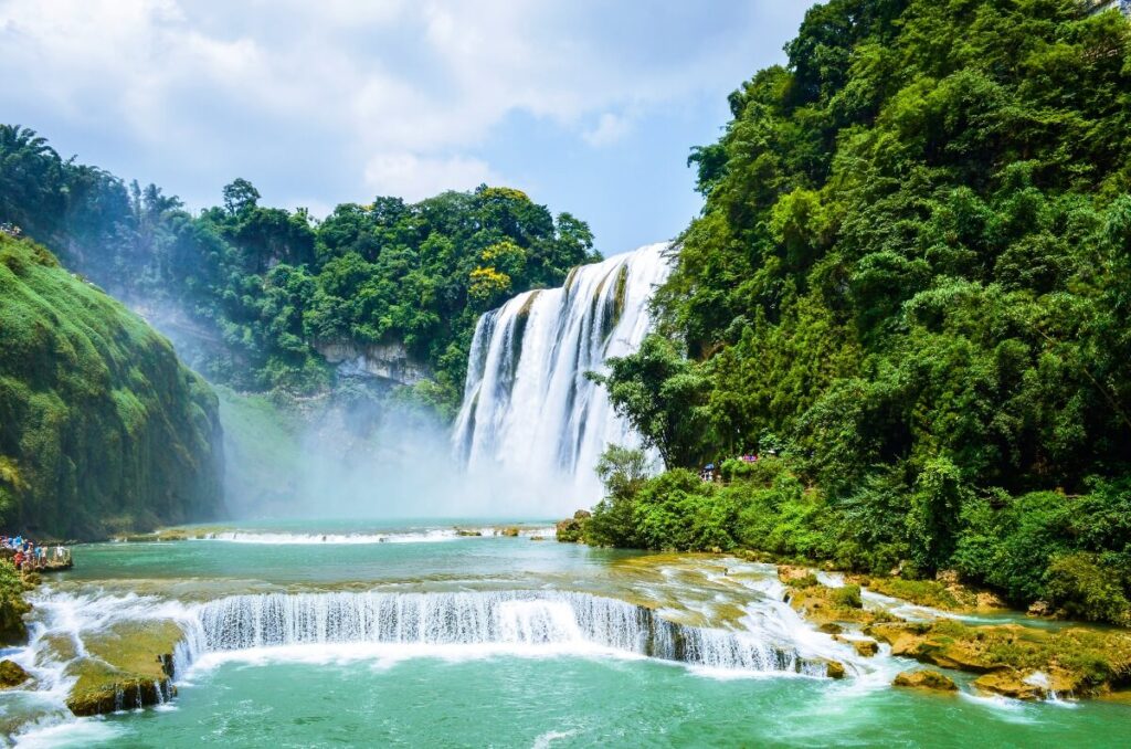 Waterfall Huangguoshu (1)