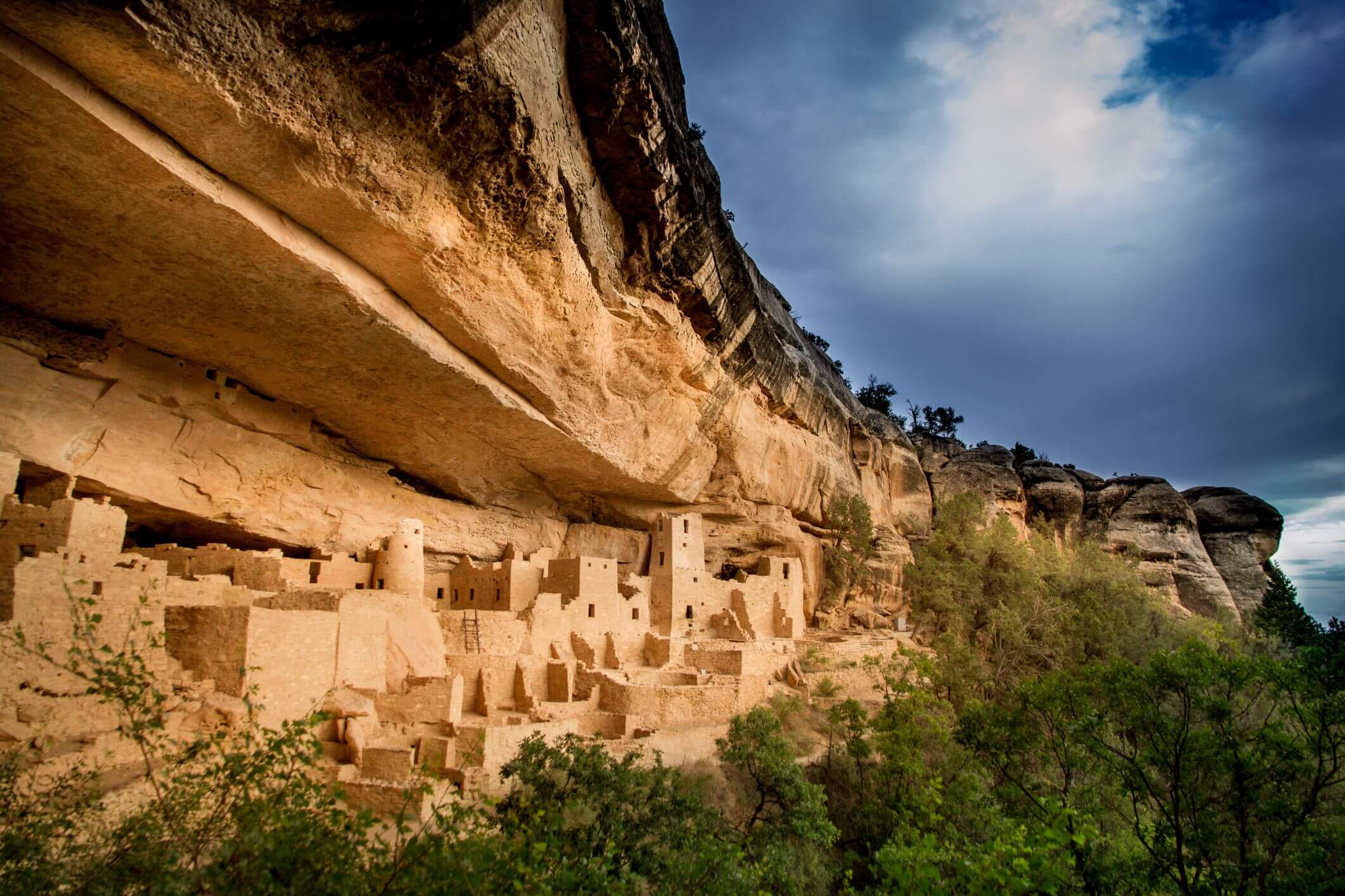 Mesa Verde Canyon walls, Colorado, USA