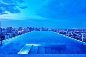 World's top 10 most spectacular rooftop pools