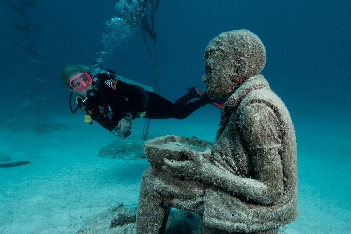 Scuba Diving Queensland, Australia, Yongala