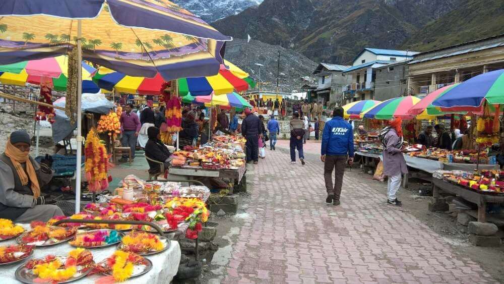 Shopping in Kedarnath Uttarakhand