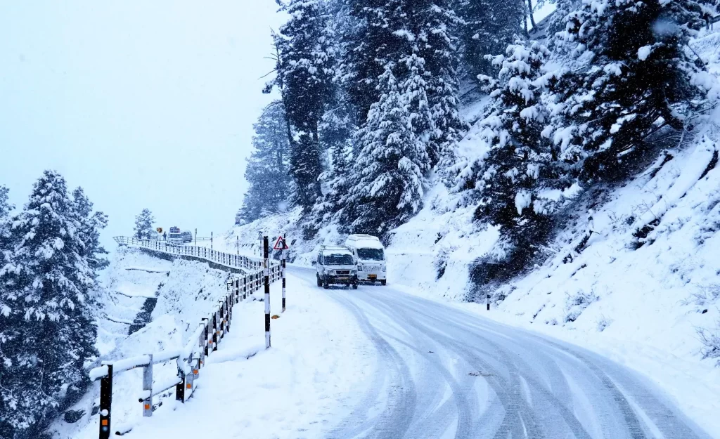 kashmir in february weather best attractions (1)