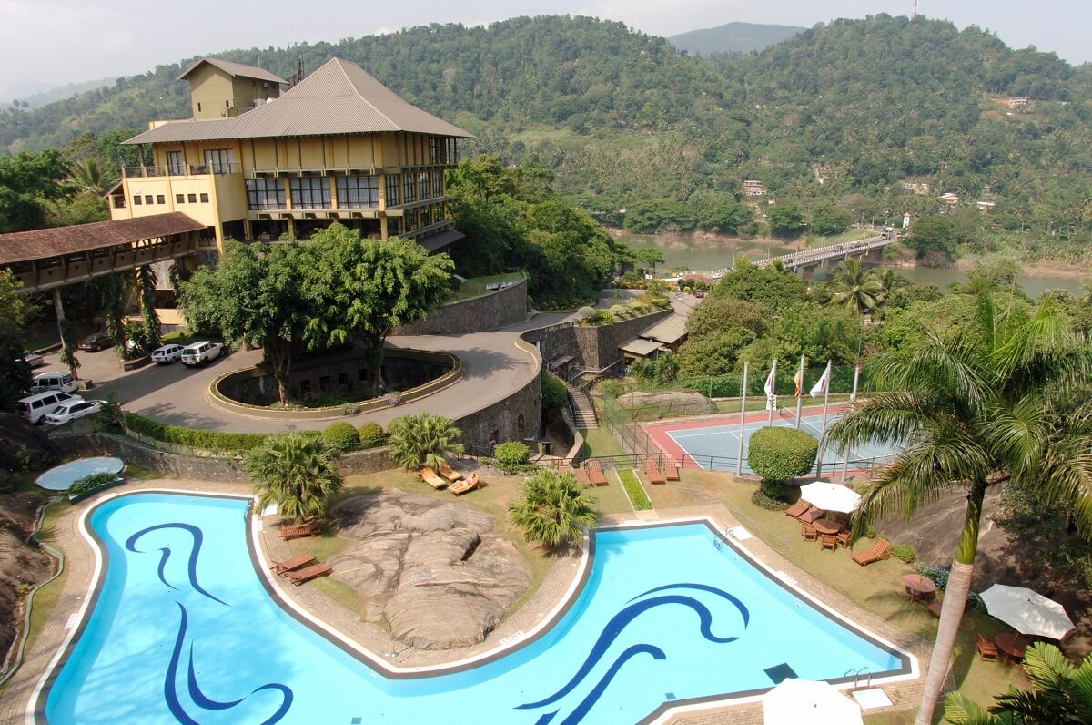 Earl's Regency Hotel Kandy Sri Lanka