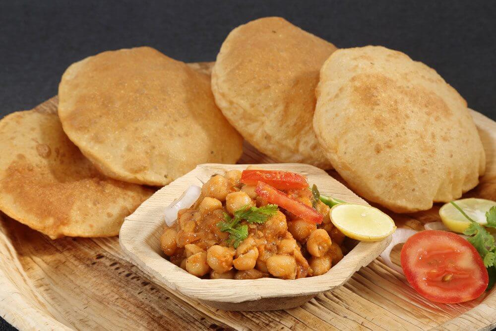 Lucknow Chole Bhatura