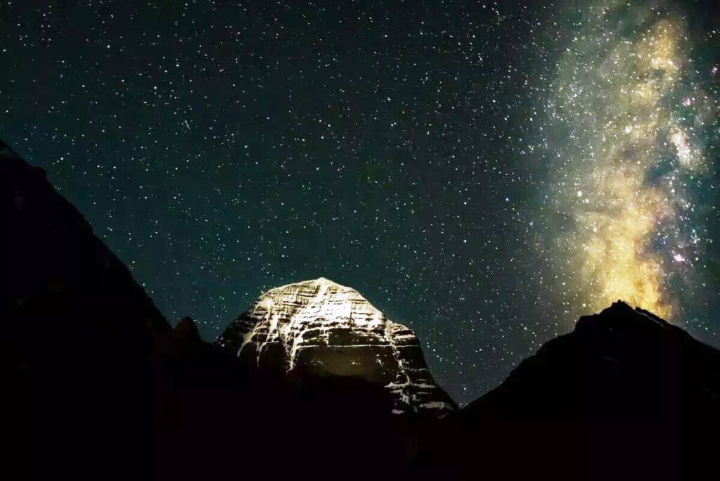 Road-from-Kailash-Mansarovar-to-Lipulekh