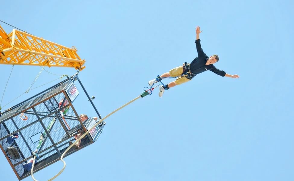 Bungee Jumping in Dubai