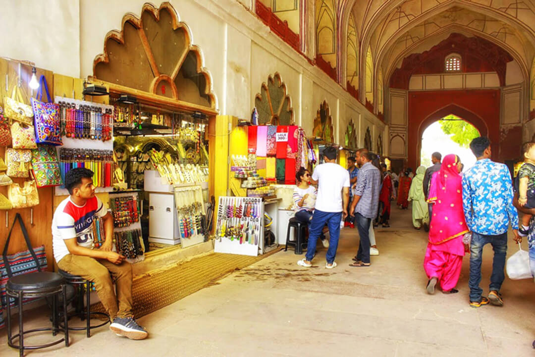 Meena Bazaar, Delhi
