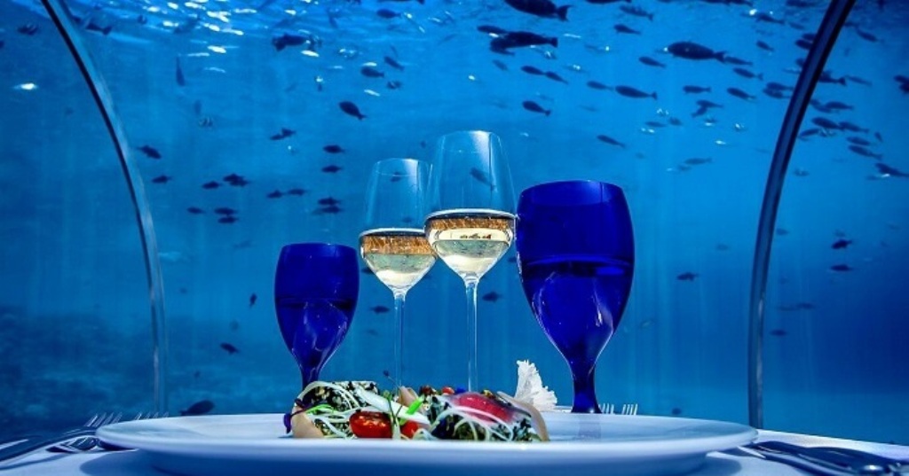 best underwater restaurants in the Maldives