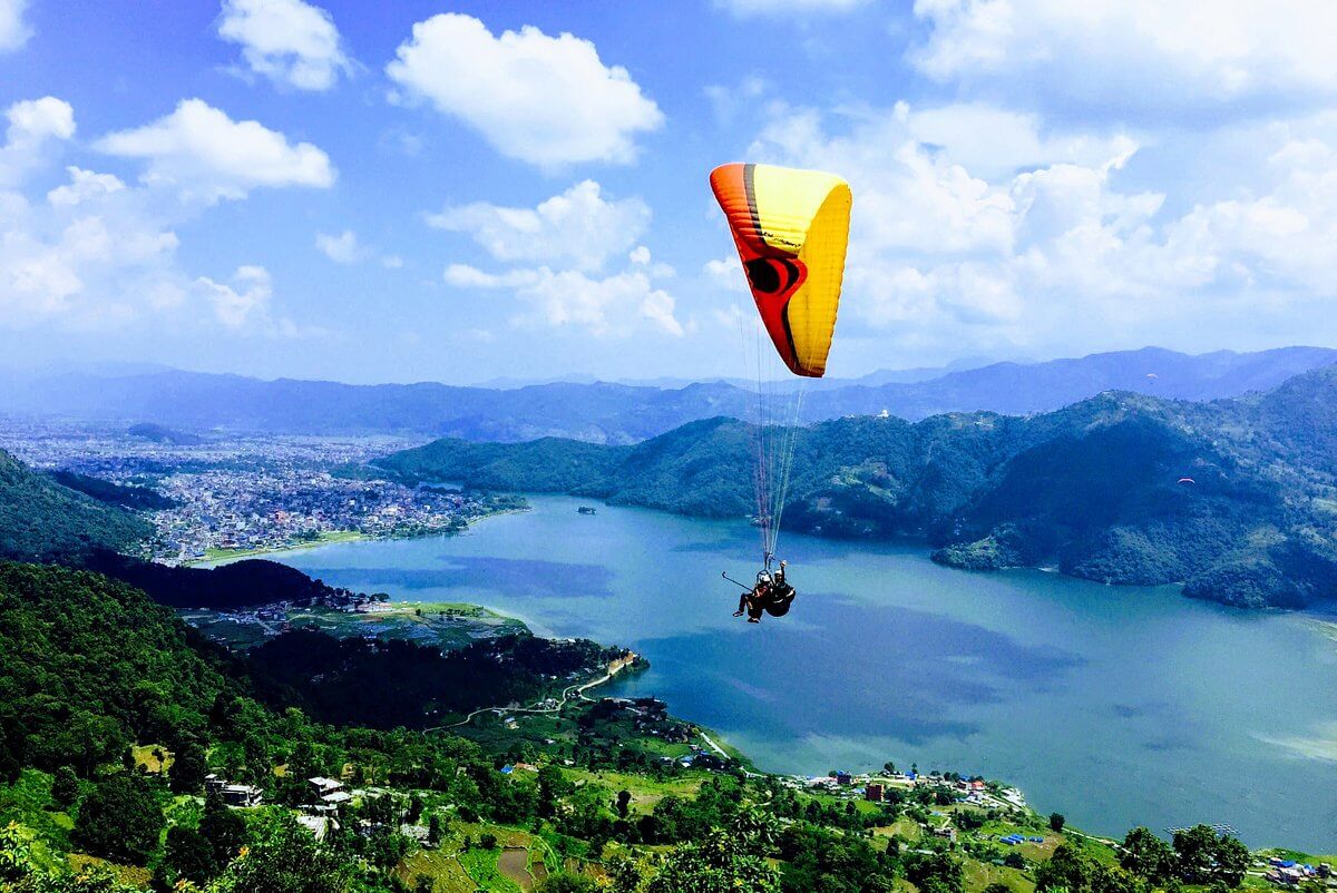 paragliding Sarangkot Pokhara, Nepal