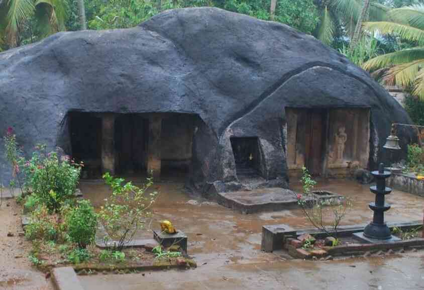 Chieftain’s Cave Pachmarhi Madhya Pradesh