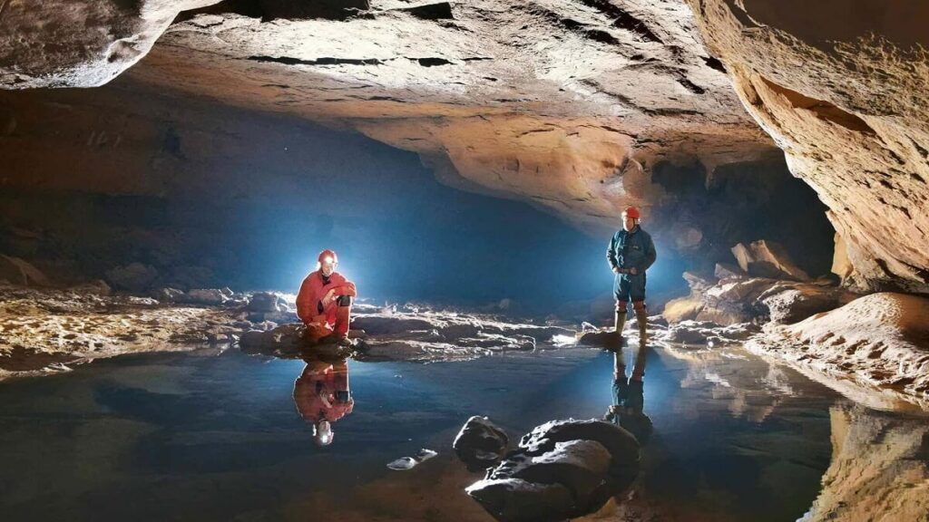 Krem Liat Prah Cave Meghalaya