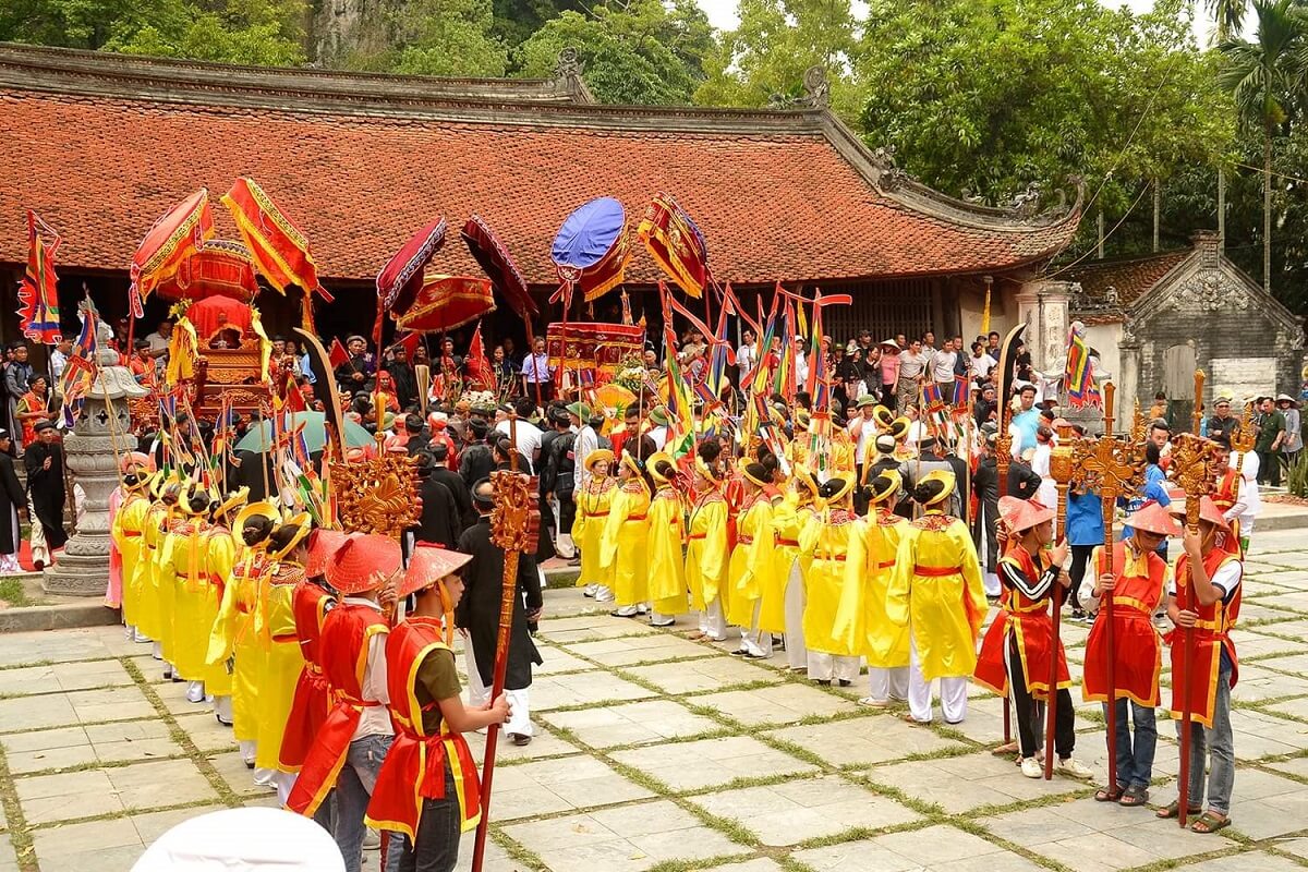 Thay Pagoda Festival Vietnam