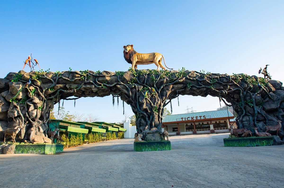 The Safari and Zoological Park Kevadia Gujarat