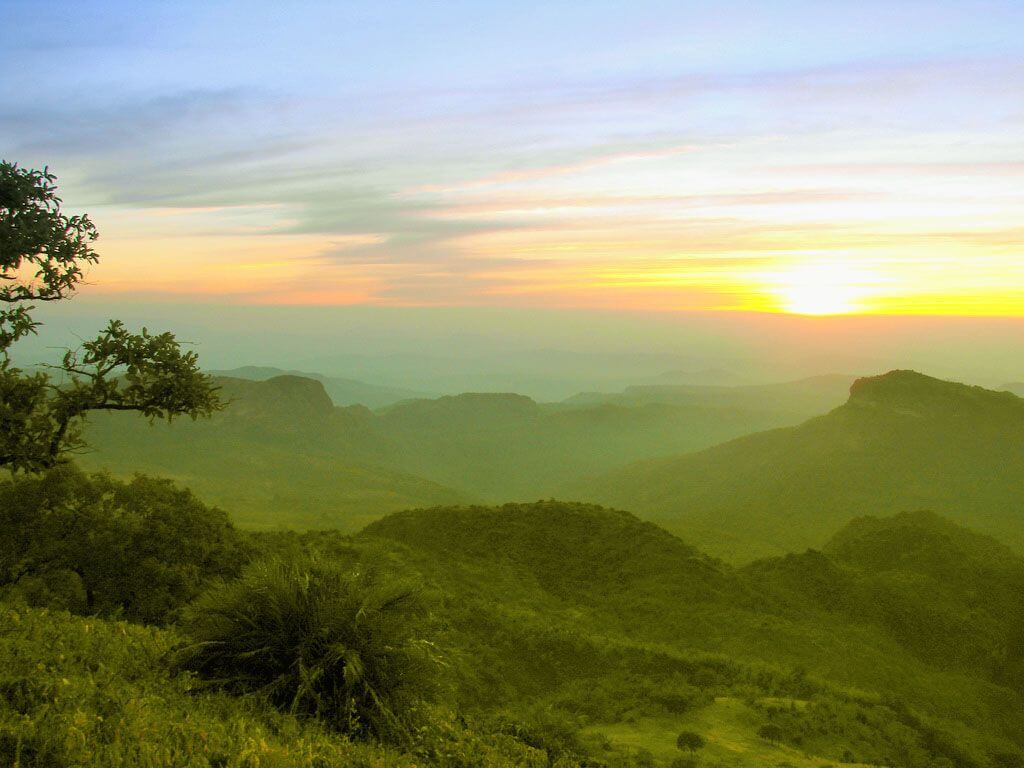 Travel Guide to Pachmarhi Hill Station, Satpura Ki Rani