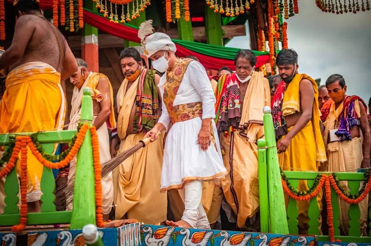 Chhera Pahanra Jagannath Rath Yatra, Puri Odisha