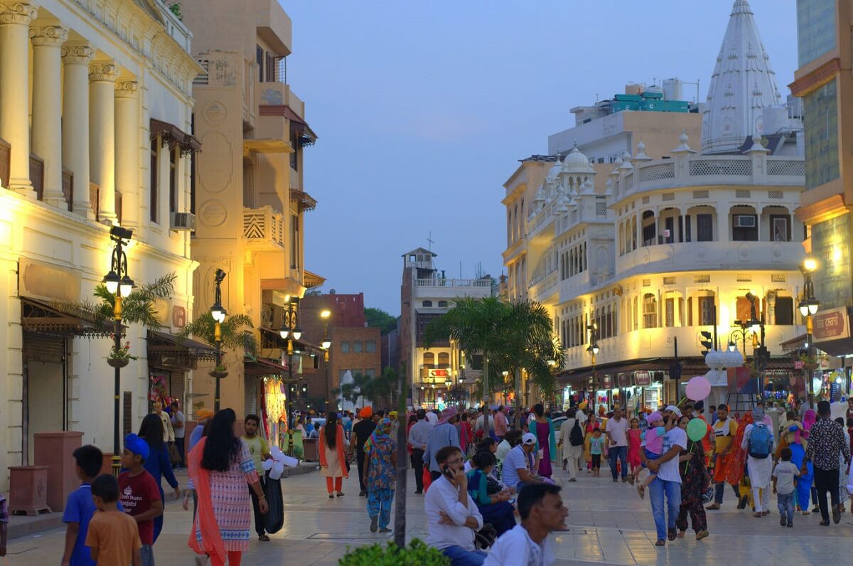 Hall Bazaar Amritsar