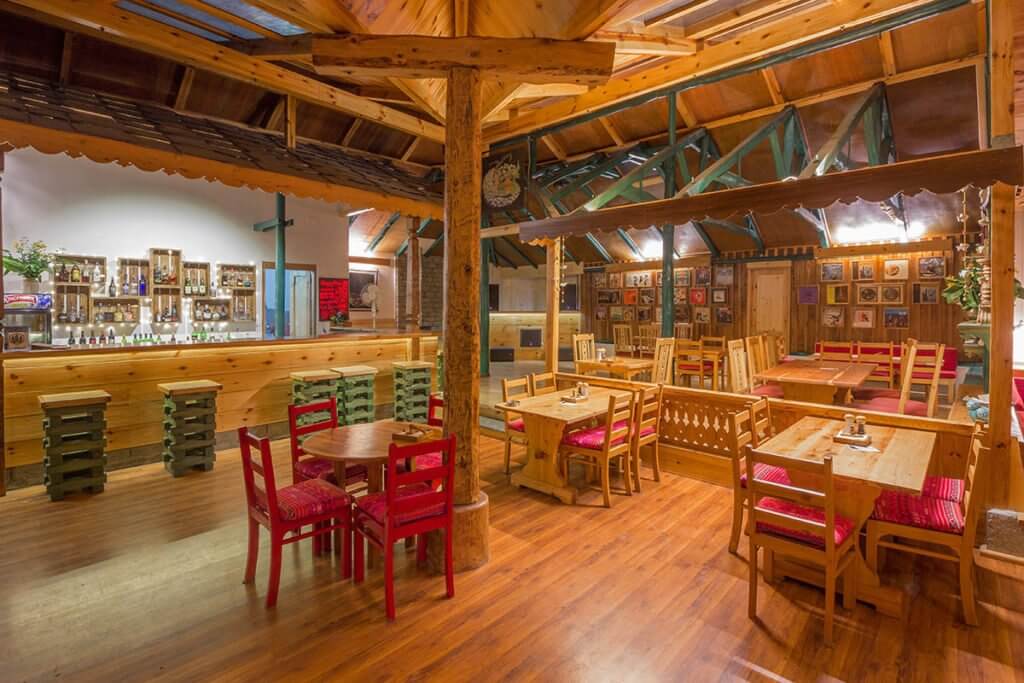 Johnson's Café Restaurant Manali Himachal