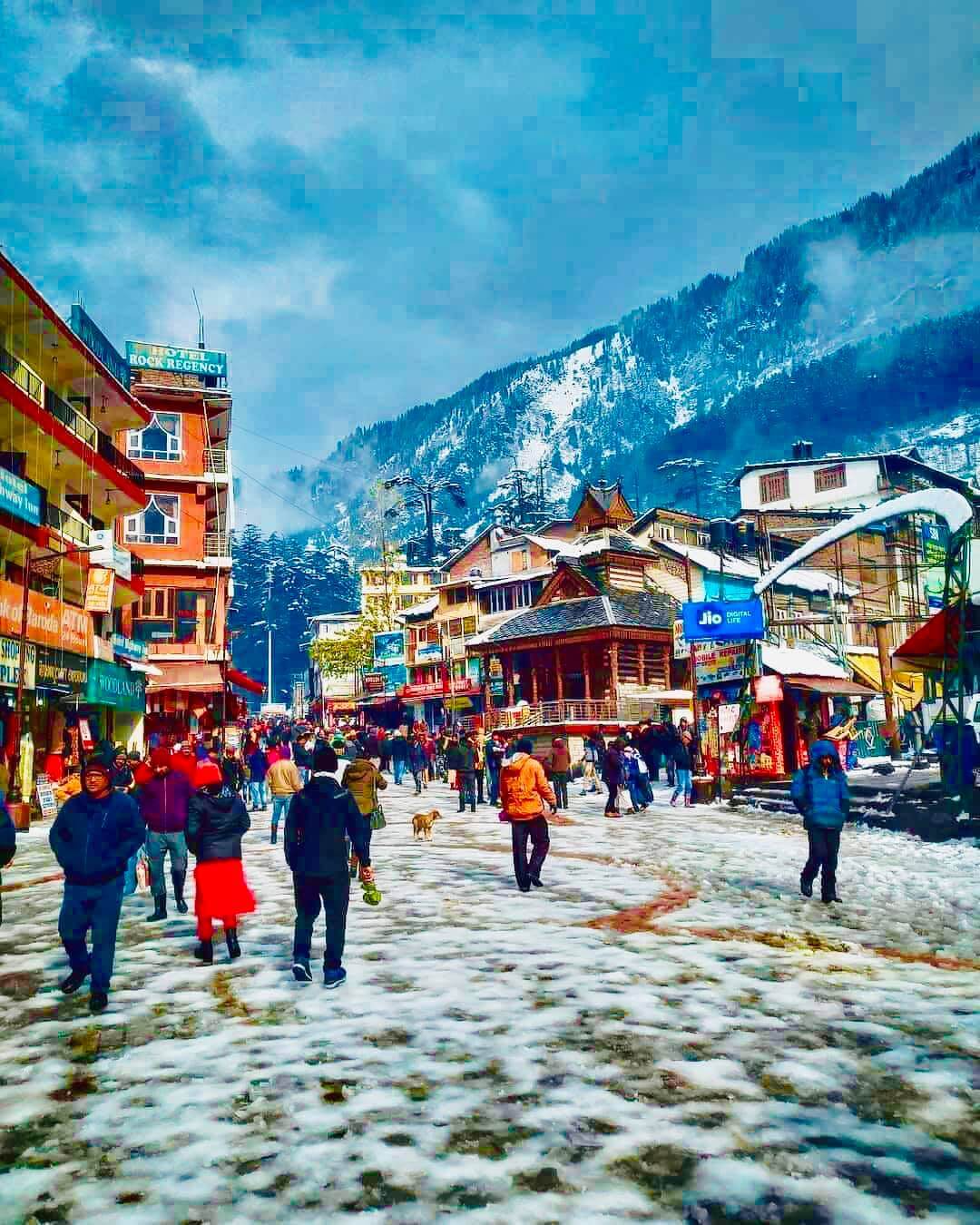 Mall Road Manali Himachal