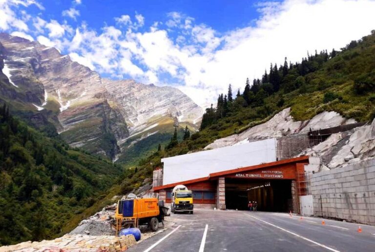 Month-by-Month Travel Guide to Leh via Manali