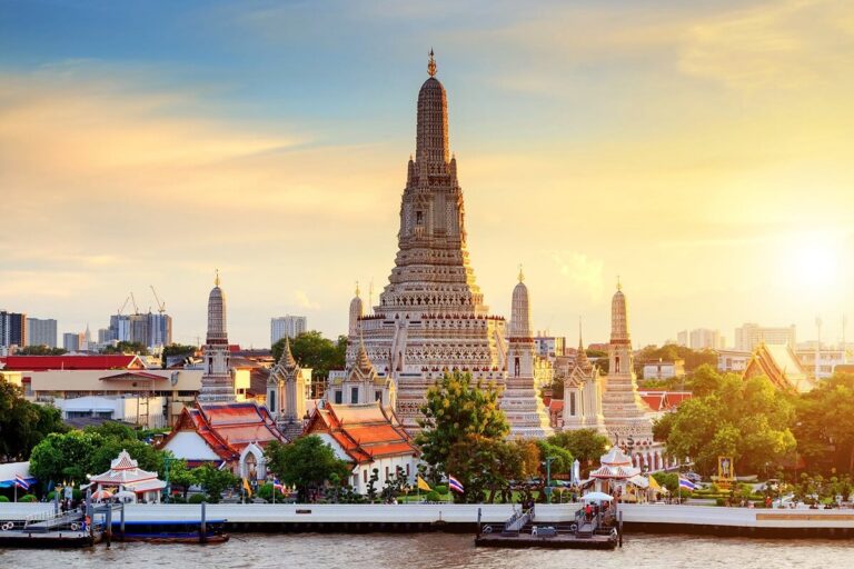 Wat Arun Bangkok Thailand