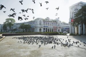 Connaught Place, Delhi: History, Attractions, Shopping, Nightlife