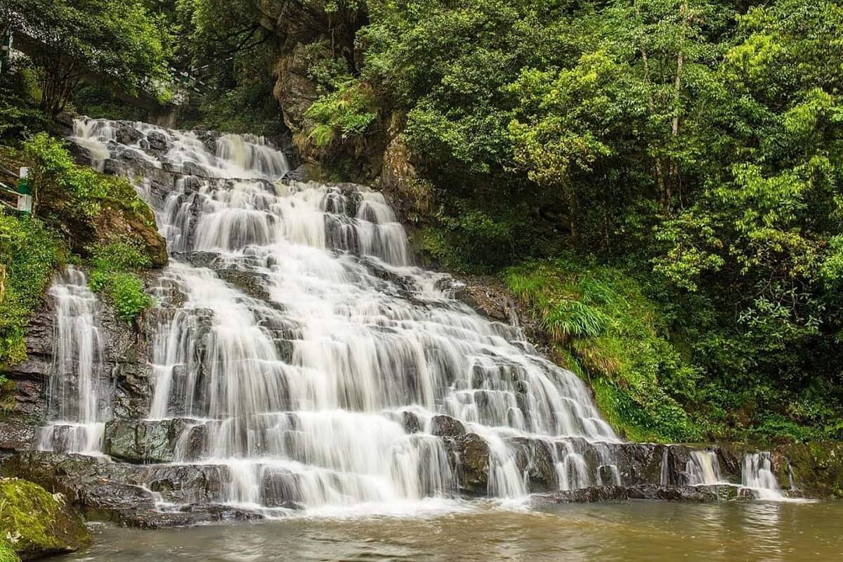 Mawlynnong Waterfall Meghalaya