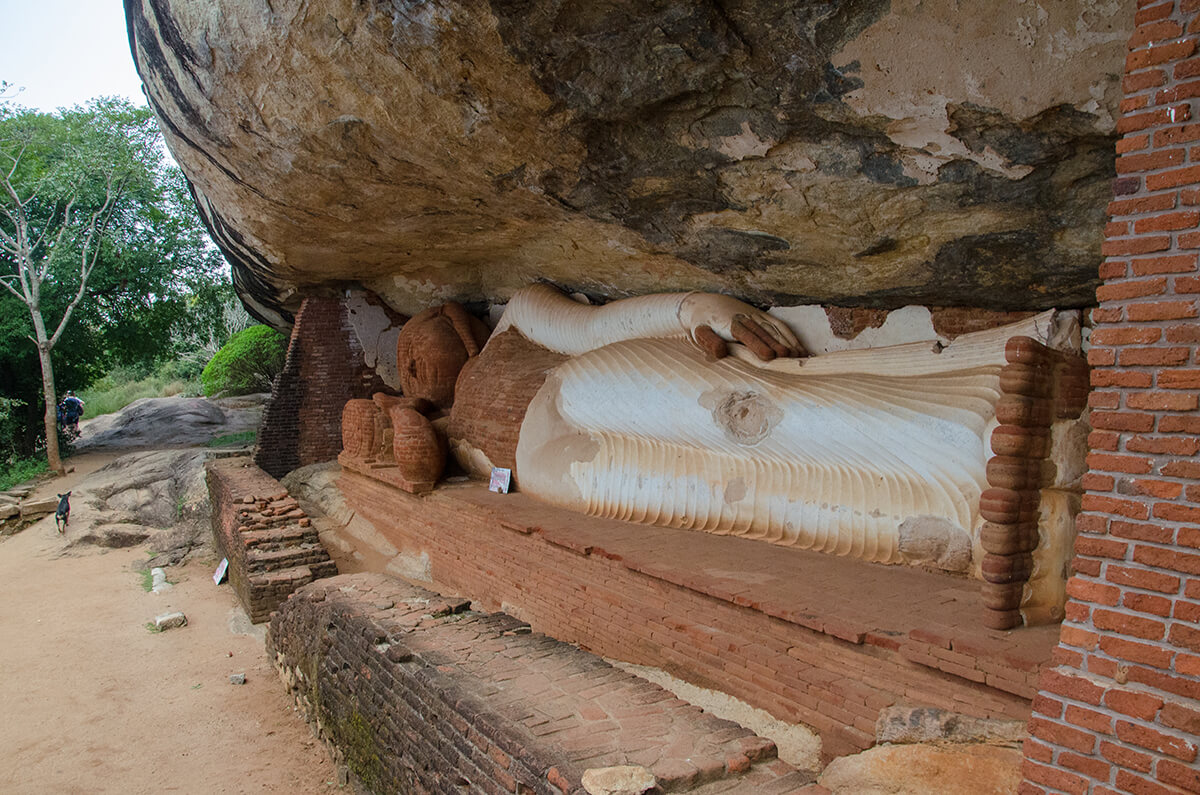 Pidurangala Royal Cave Temple Sri Lanka
