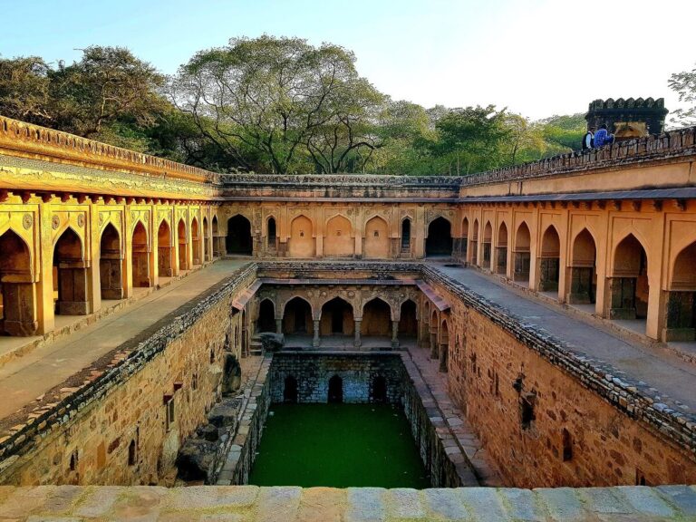 Rajon Ki Baoli Delhi