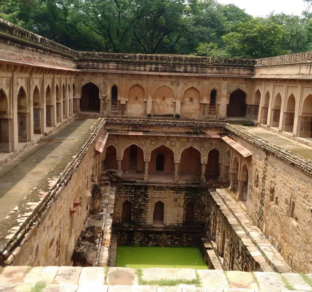 Rajon Ki Baoli Delhi