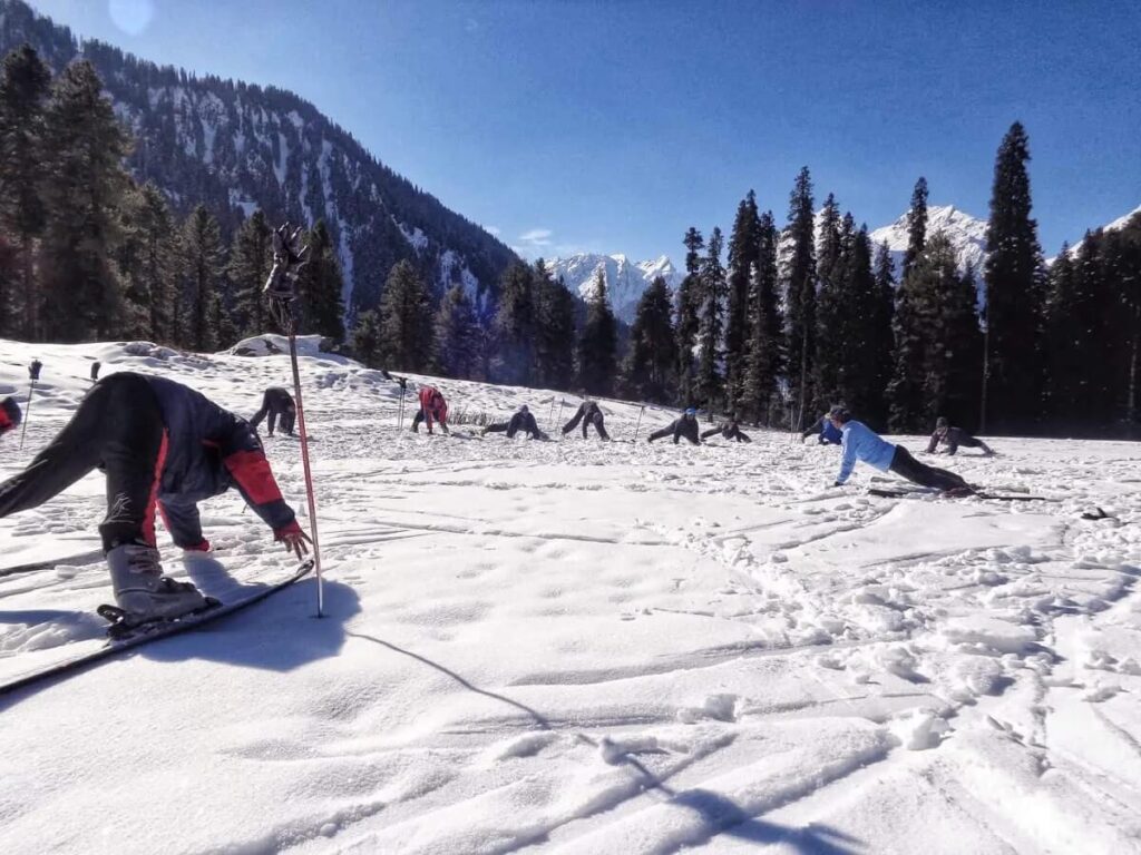 Skiing Aru Valley Pahalgam Kashmir