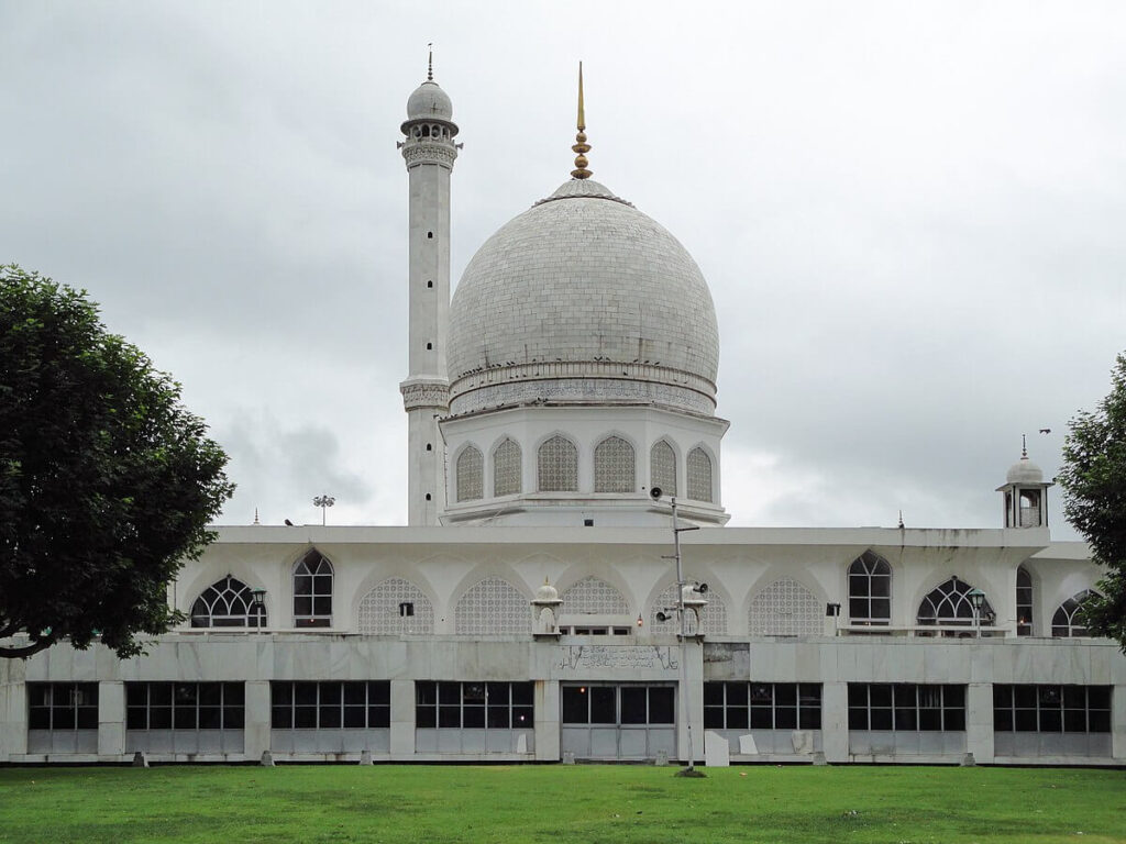 Hazratbal Masjid, Srinagar Kashmir