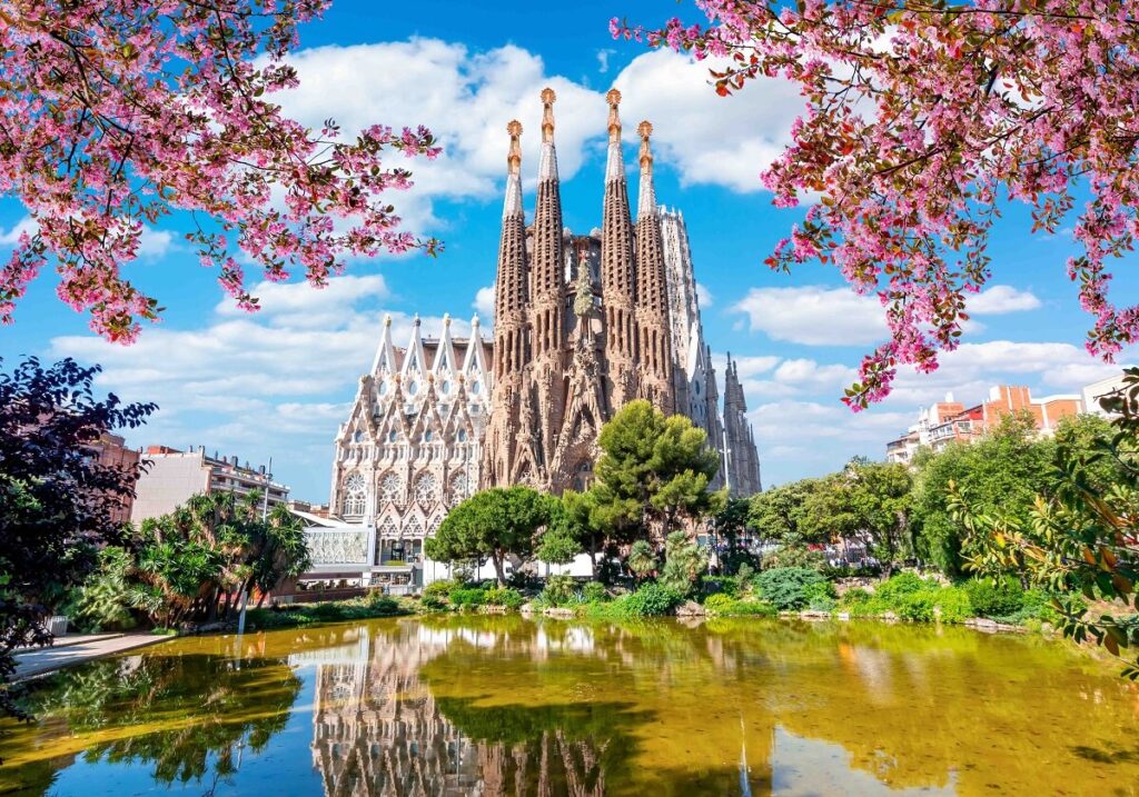 La Sagrada Familia Barcelona, Spain