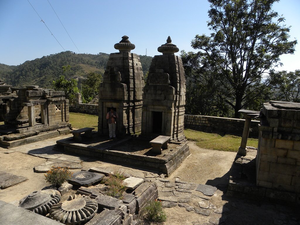 Maniyan Temple Dwarahat, Uttarakhand