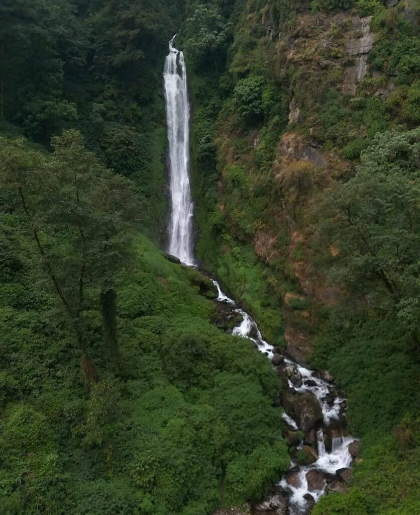 Sikles Waterfall Nepal