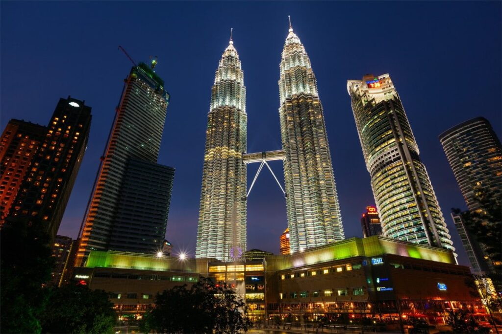 petronas-towers-min