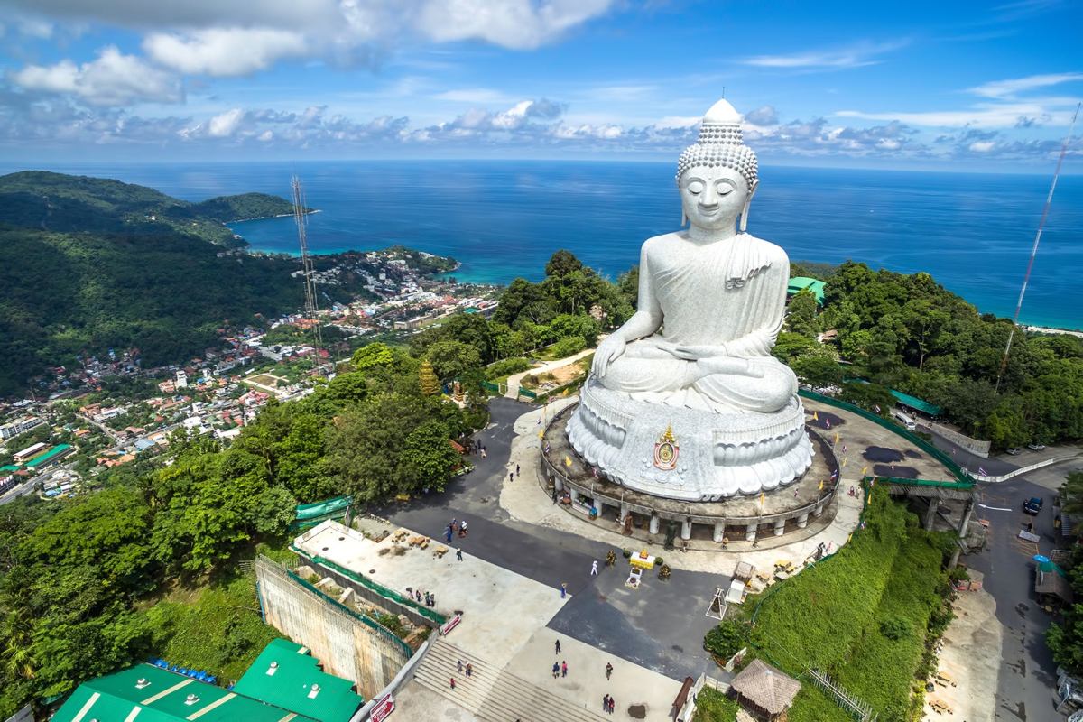 18 Famous Buddha Statues Around the World - Tusk Travel Blog