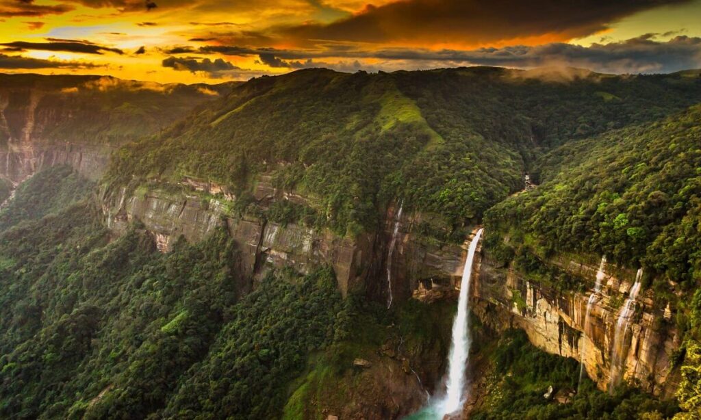 Reasons Why You Should Visit Cherrapunji