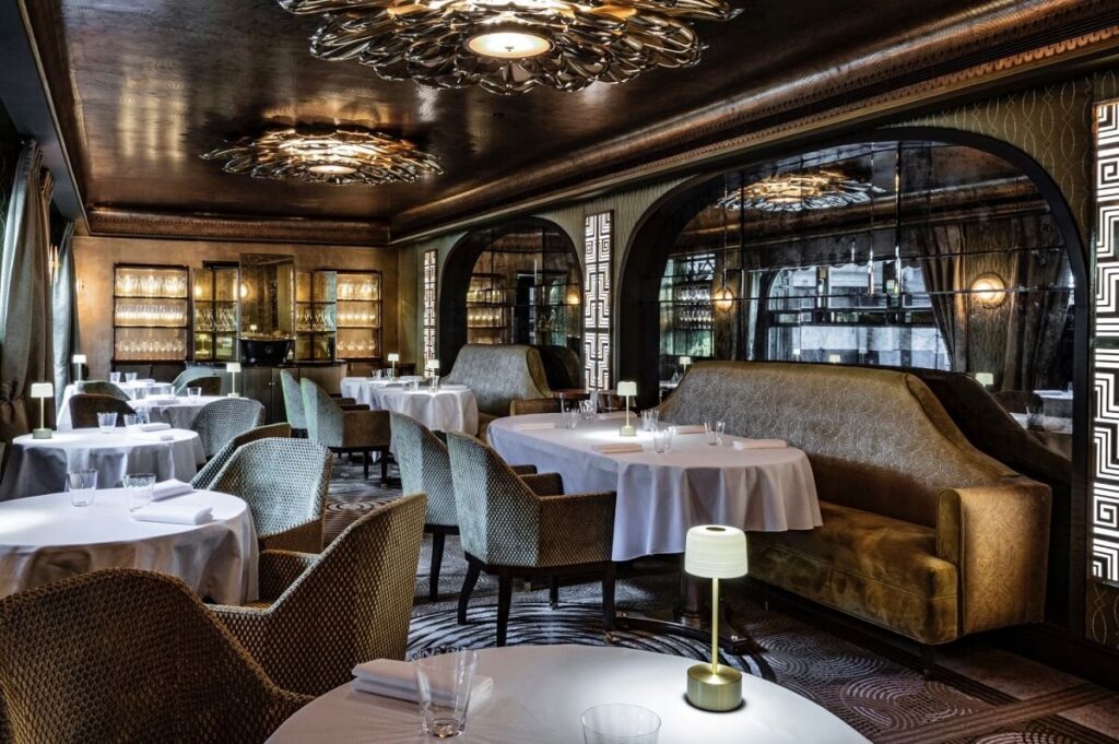 Restaurant Gordon Ramsay, London, UK
