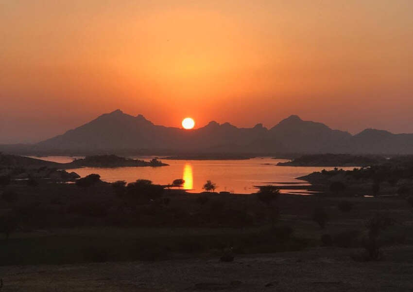 Sunset Viewing Jawai Bandh Rajasthan