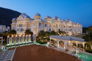10 Famous Luxury Hotels and Resorts in Jaipur