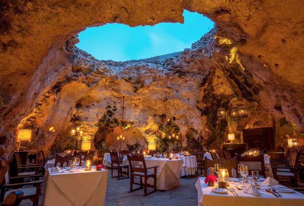 Ali Barbour's Cave Restaurant, Diani Beach, Kenya