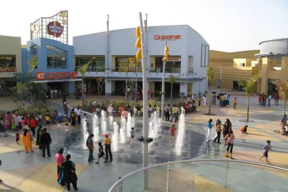 Metro Walk Mall Delhi