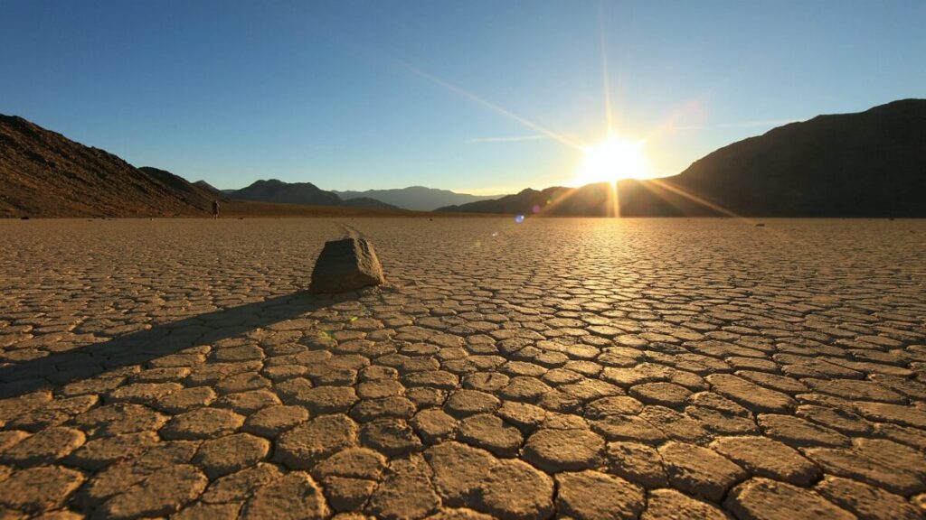Sailing Stones Death Valley in California