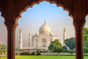 Taj Mahal Sunrise Tour from Delhi