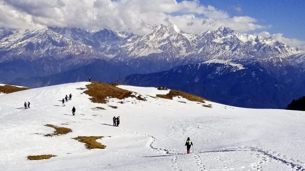 Dayara Bugyal Trek Uttarakhand