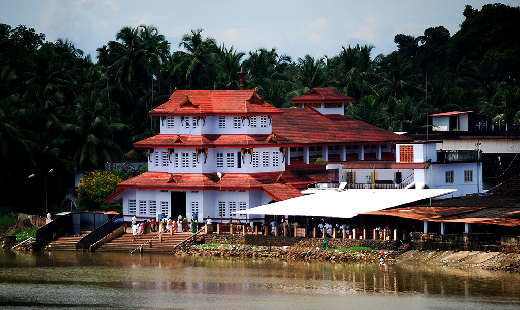 Parassinikadavu Muthappan Temple Kannur Kerala