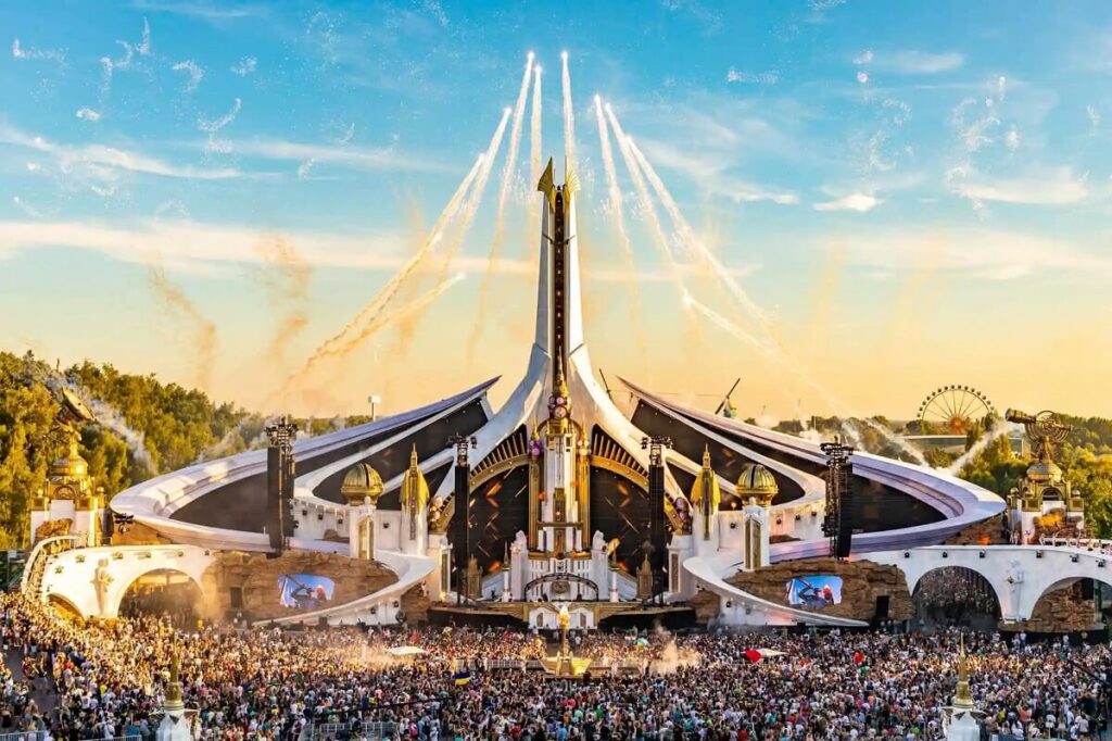 Tomorrowland – Belgium (The Ultimate EDM Experience)